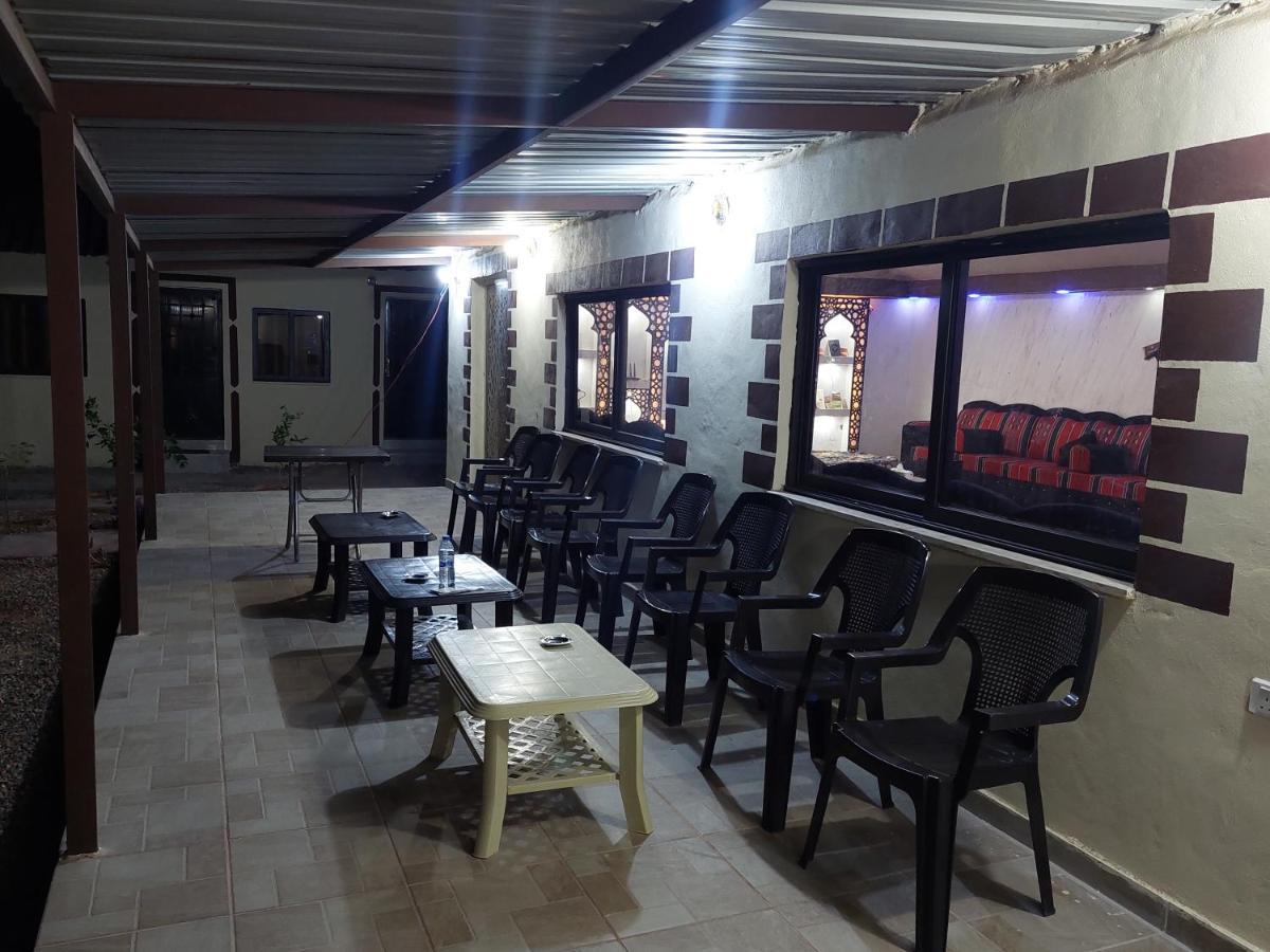 Khalifa Hostel Wadi Rum Exterior foto