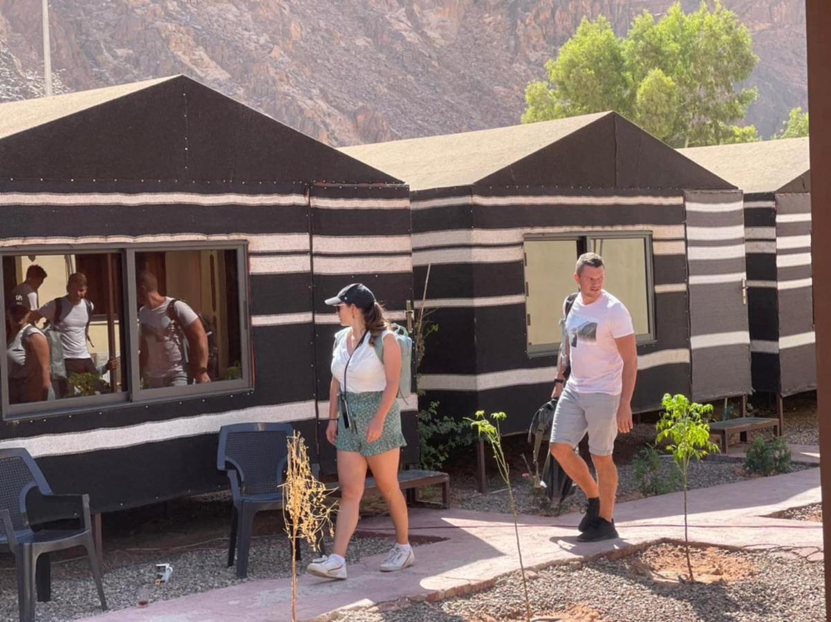 Khalifa Hostel Wadi Rum Exterior foto